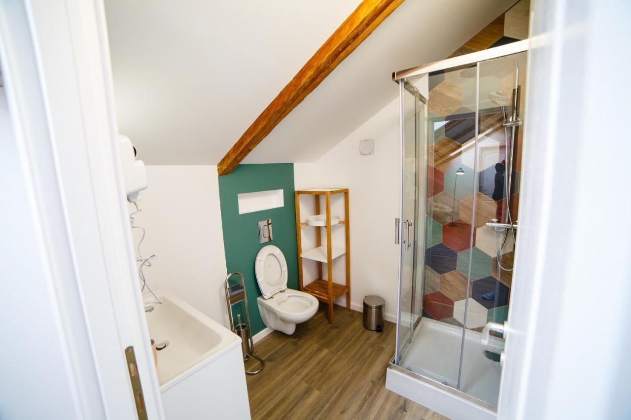 Appartamento Alpine Loft Câmpulung Moldovenesc Esterno foto